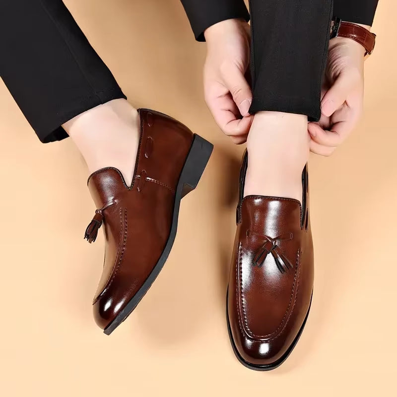 Designer Style Dress Shoes for Men Brand New Business Casual Shoes Slip on Leather Shoes plus Size for Men Wedding Party Shoes