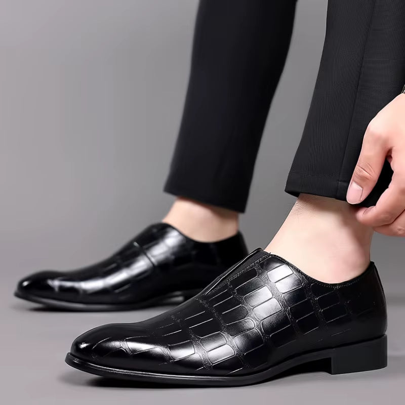 2024 Men Dress Shoes Retro British Style Paty Wedding Shoes for Men Breathable Loafers Luxury Designer Men Oxfords Formal Shoes