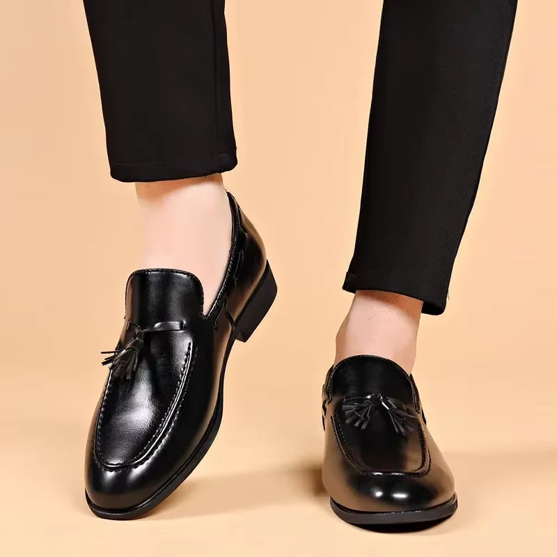 Designer Style Dress Shoes for Men Brand New Business Casual Shoes Slip on Leather Shoes plus Size for Men Wedding Party Shoes